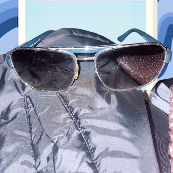 Vintage Prada Sunglasses - Picture 5 of 7